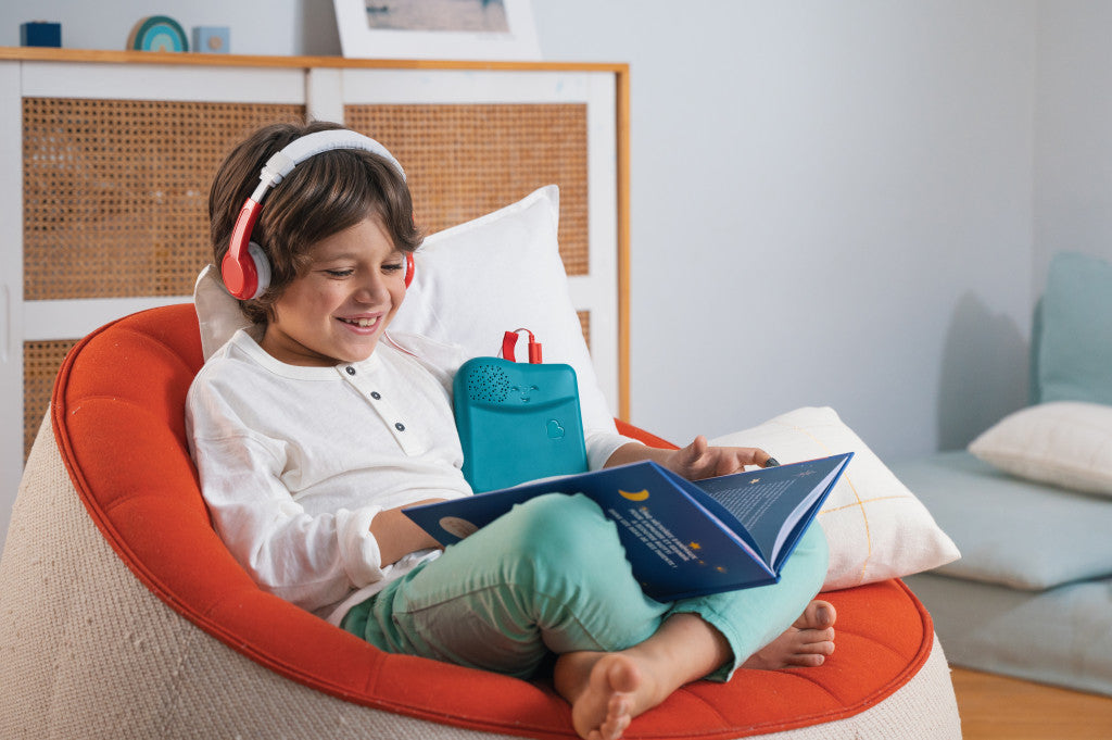 Pourquoi faire écouter des histoires audios aux plus petits ?