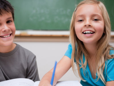 Mon enfant confond les lettres : que faire ?