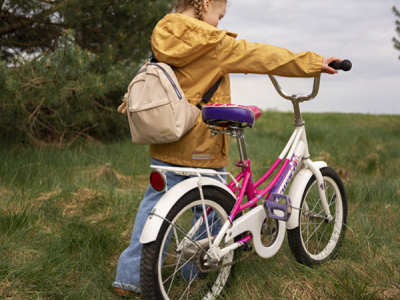 5 conseils pour apprendre à son enfant à faire du vélo